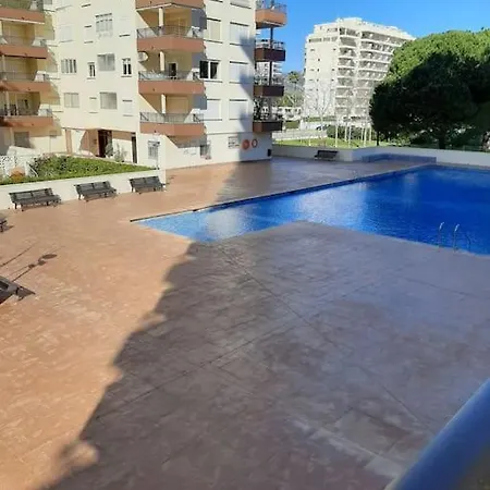Apartamento Apartment *
